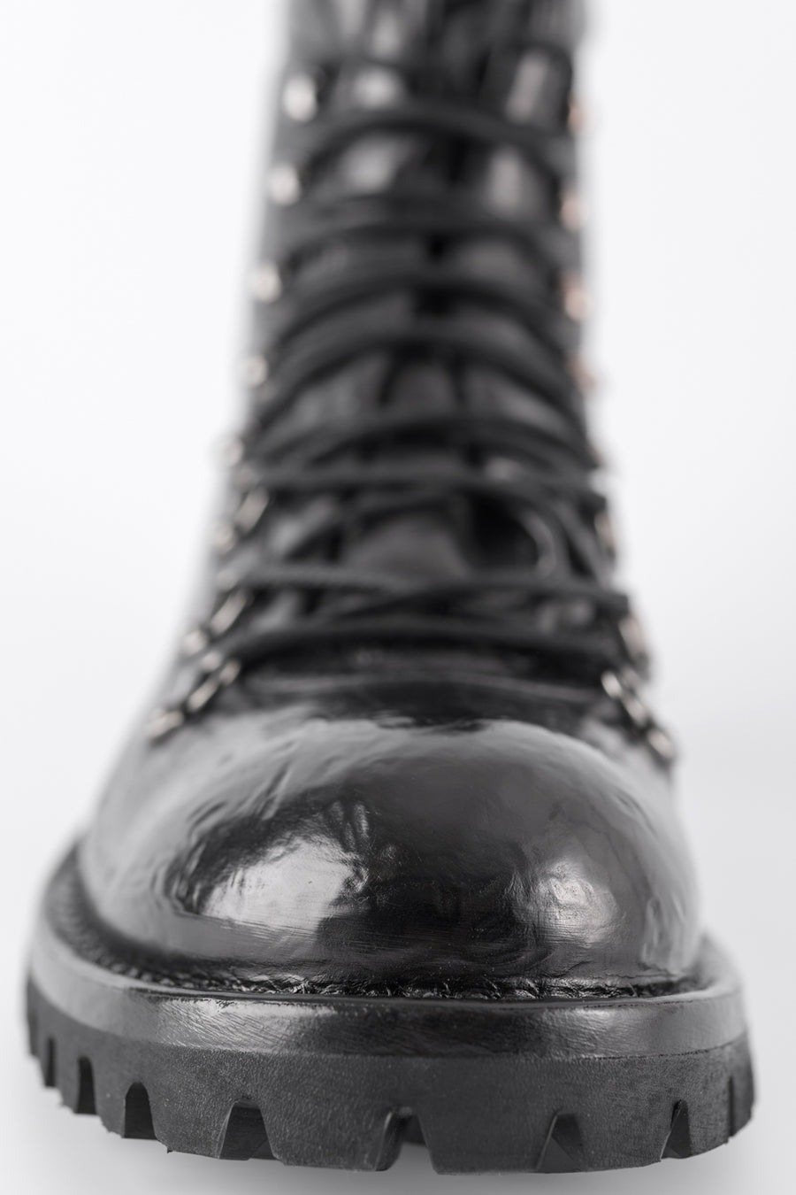 CAMDEN tar-black combat boots