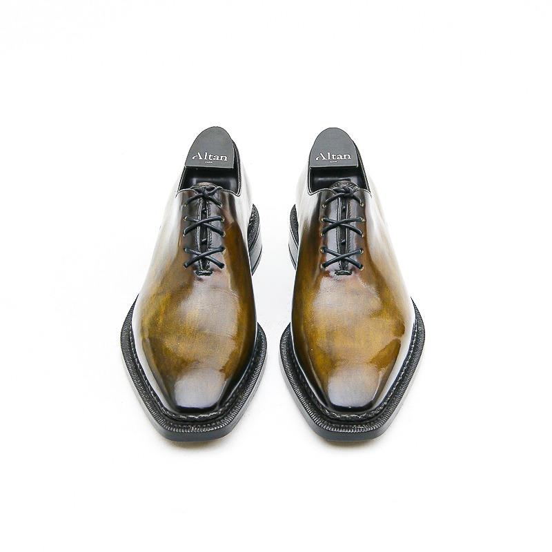 The Roc Norwegian Stitched Oxford’s
