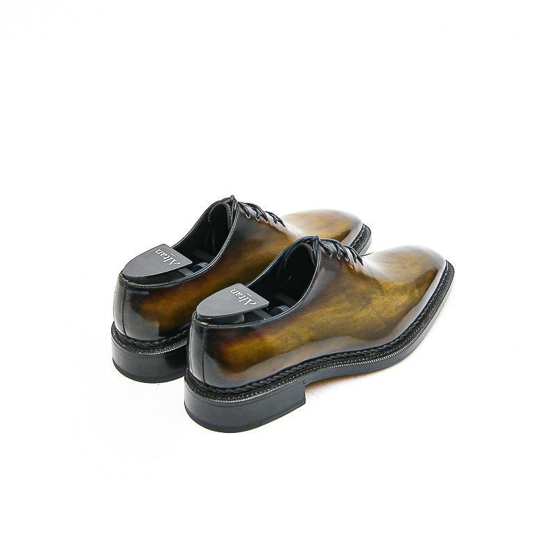 The Roc Norwegian Stitched Oxford’s