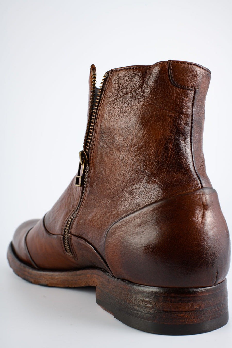 ASTON EDGE cognac laceless ankle boots