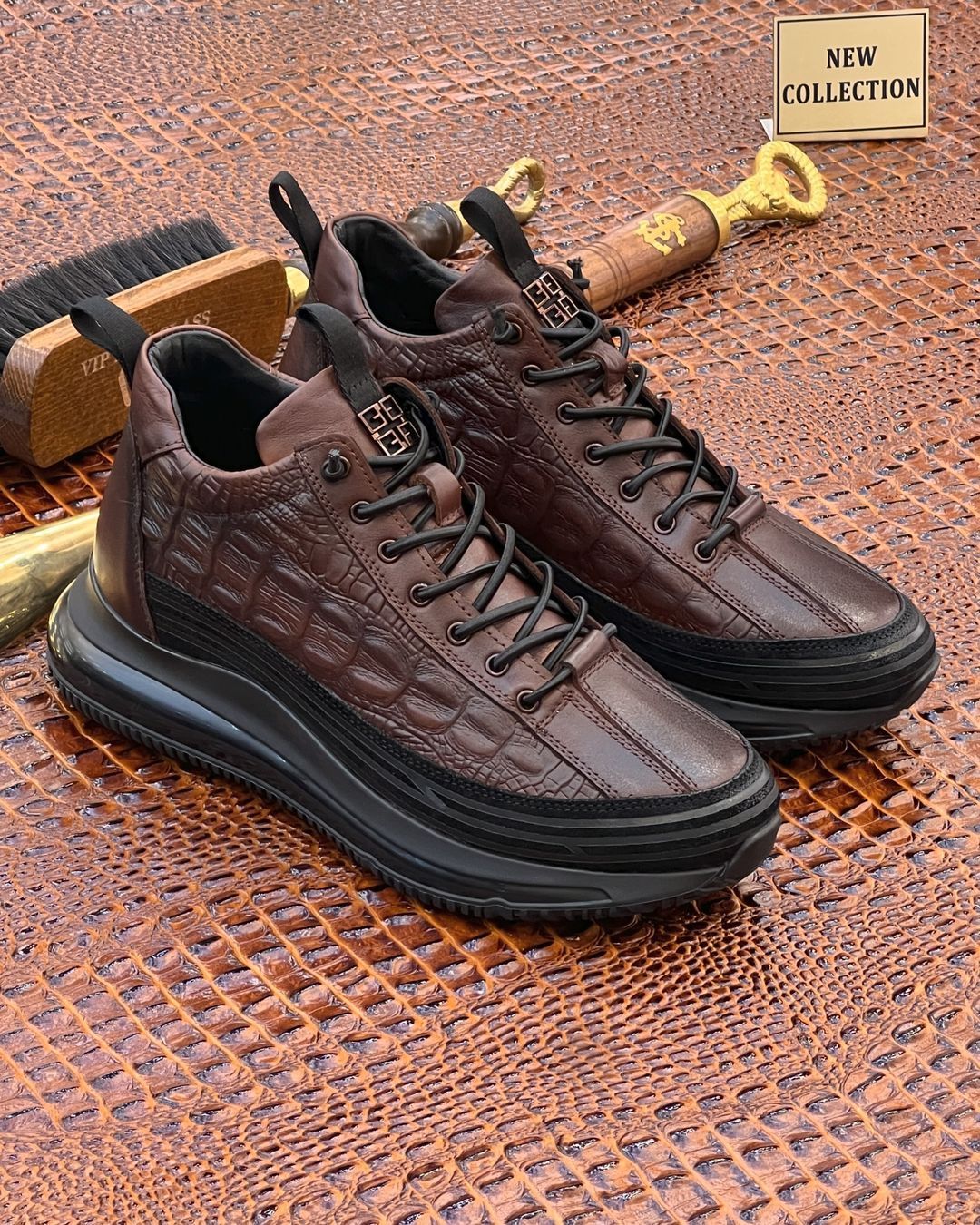 Men Sneakers 2023 Spring Autumn Light Breathable Running Out