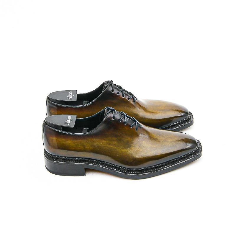 The Roc Norwegian Stitched Oxford’s
