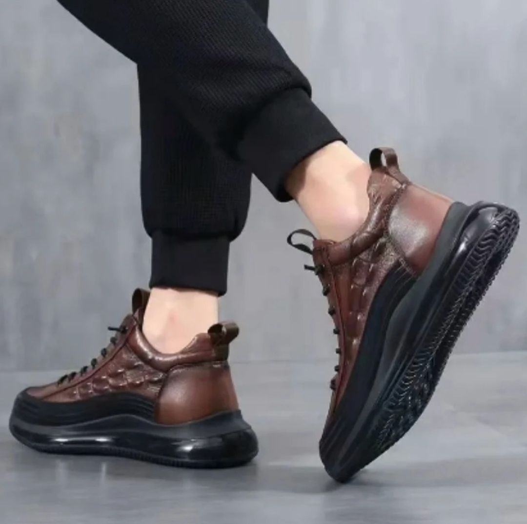 Men Sneakers 2023 Spring Autumn Light Breathable Running Out