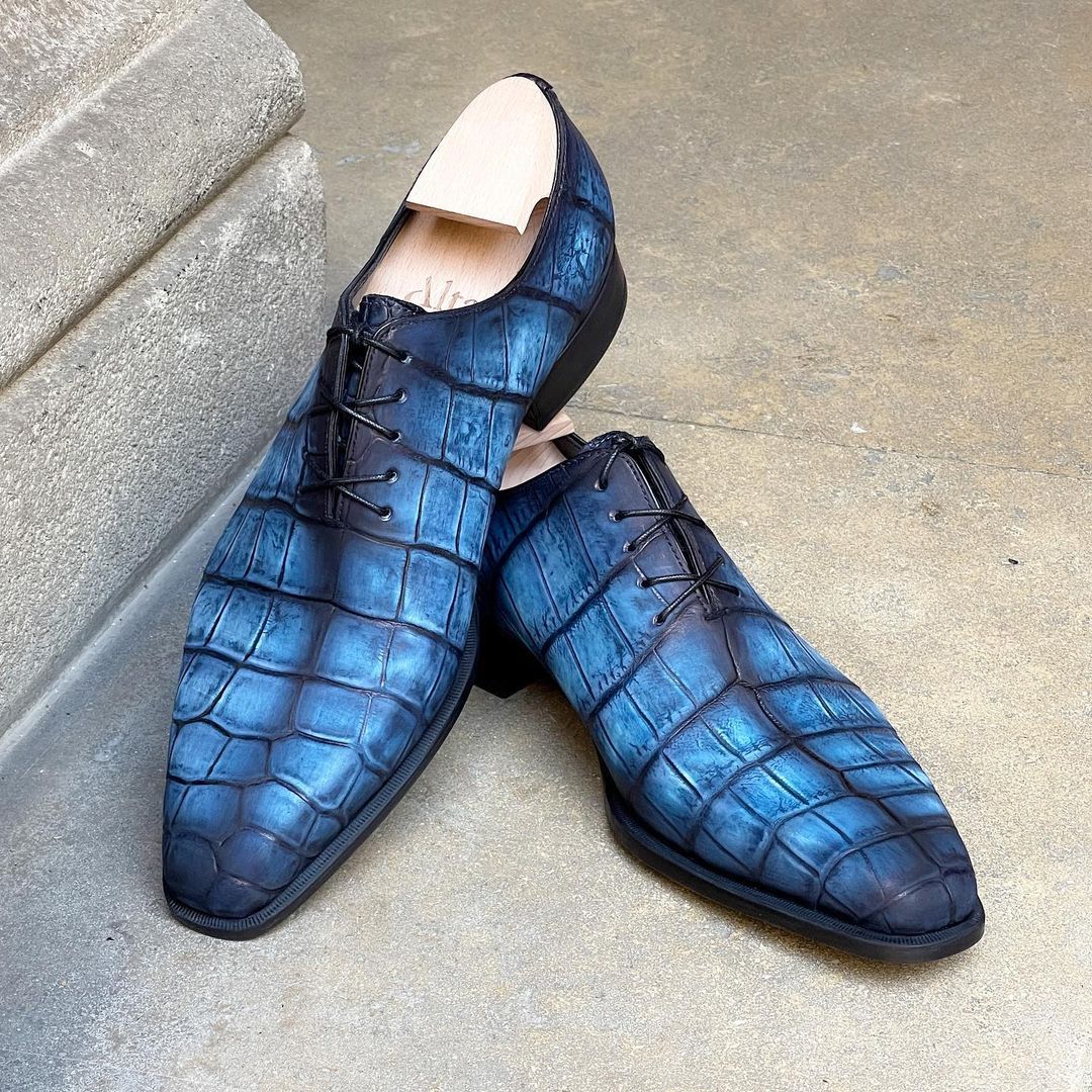 Le One Cut - Full Handsanded Blue Crocodile whole Cut