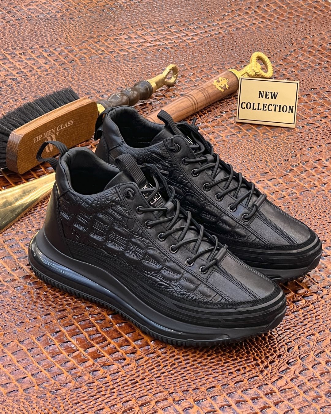 Men Sneakers 2023 Spring Autumn Light Breathable Running Out