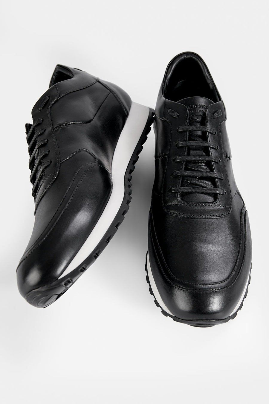 SOHO tuxedo-black runners