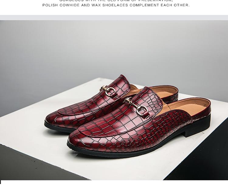 Crocodile print non-slip loafers