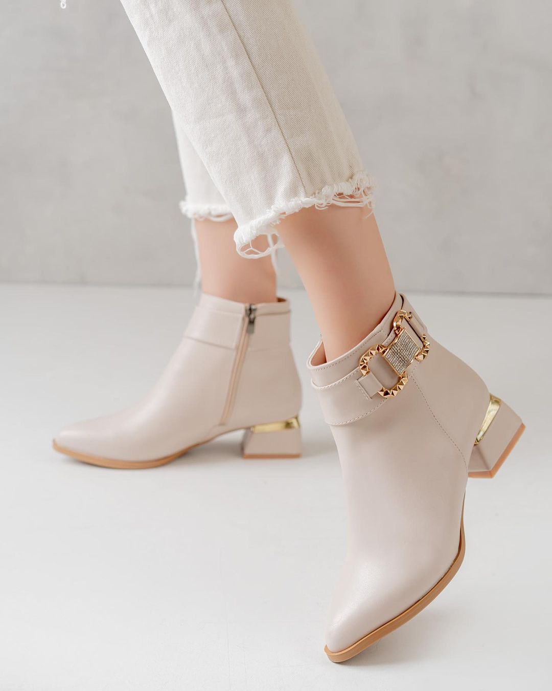 Women's Elegant Flat Boots