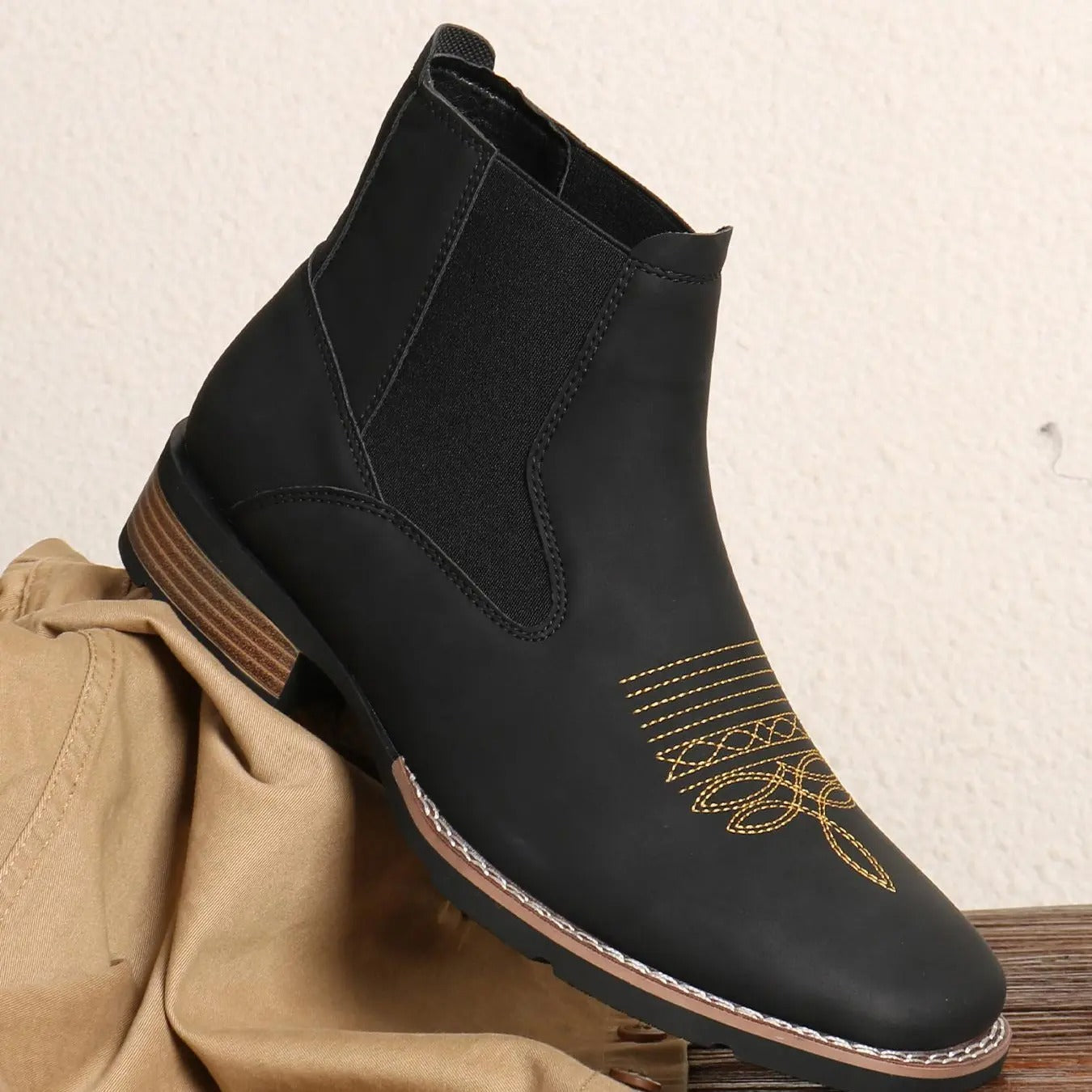 Men's Business Embroidering Design Ankle Boots