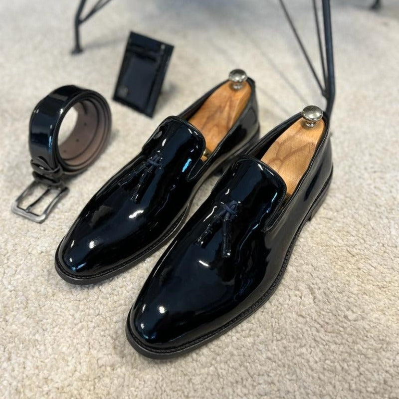 Aichashi New Black Loafers