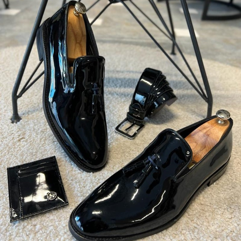 Aichashi New Black Loafers