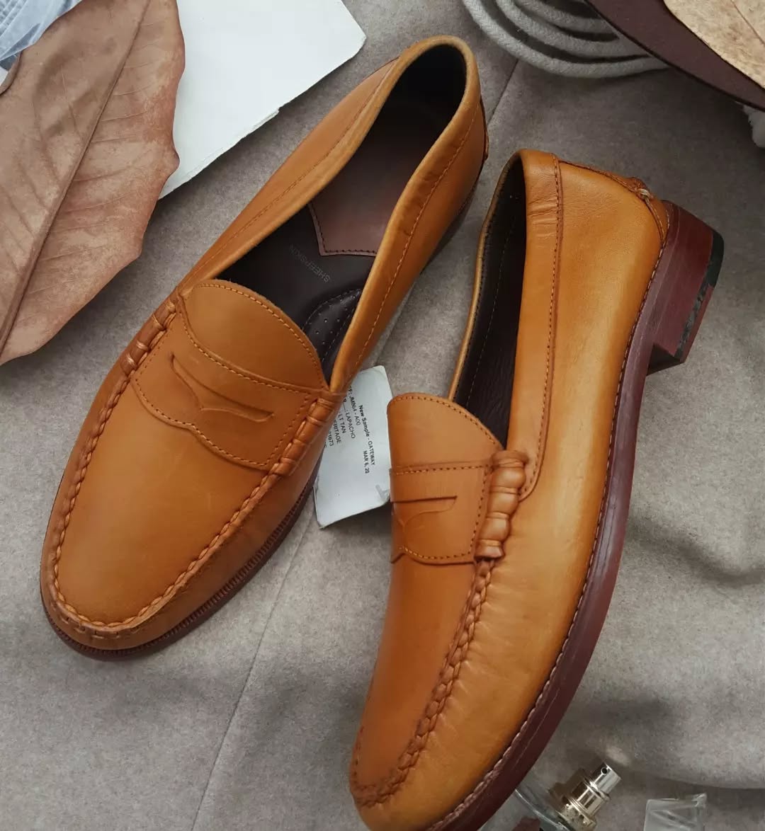 Tod's Portable Leather Loafers