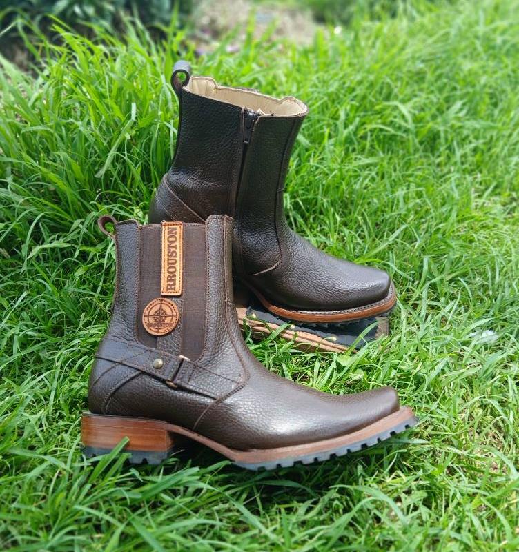 Compass Medal Genuine Leather Boots