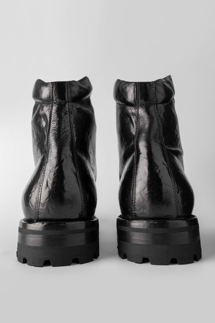 CAMDEN tar-black combat boots