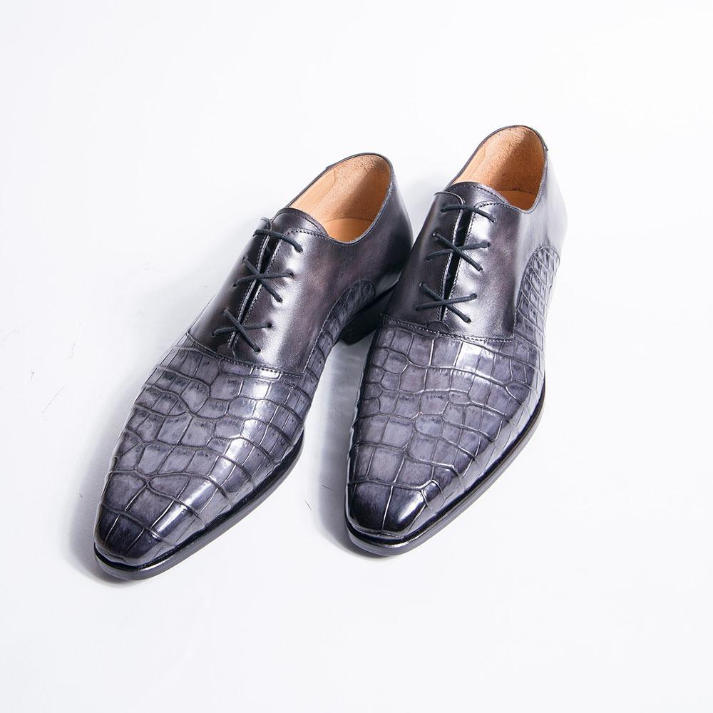 Saddle bi-material Oxford shoe