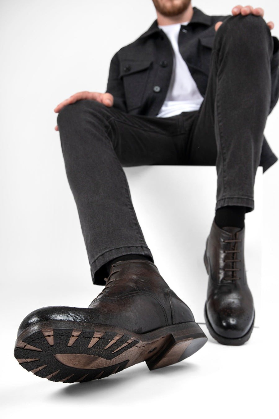 ASTON cigar-brown chukka boots