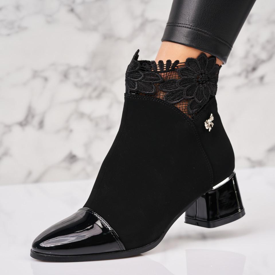 Lace-Stitched Little Bow Ankle Boots