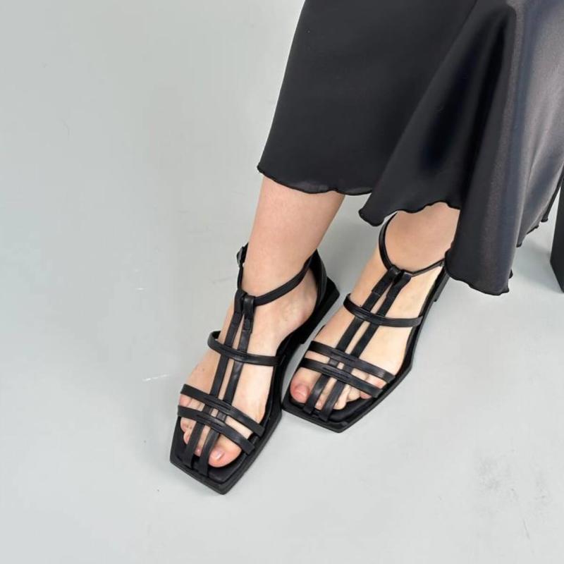 Chic Woven Flat Sandals